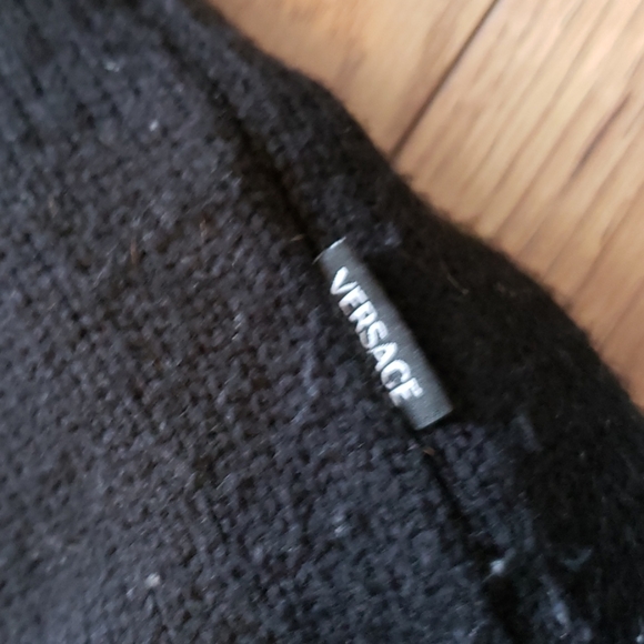 Versace knit sweater (medium) - Picture 6 of 10